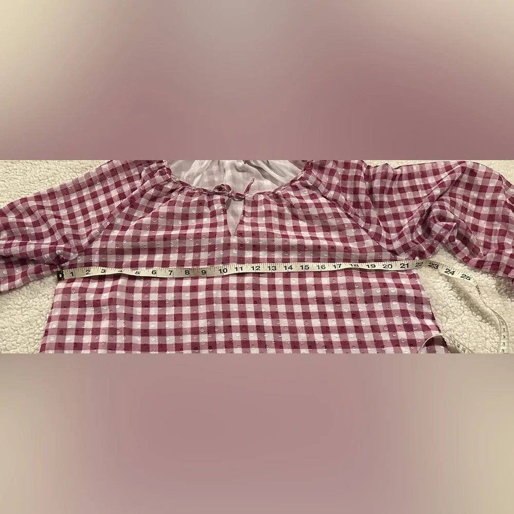 Cato Women’s Checkered Red and White Blouse with Key Hole Cut Out Size Large